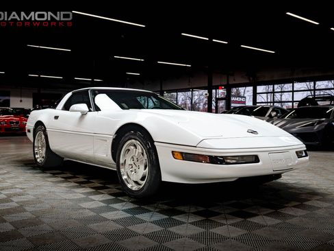 Used 1995 Chevrolet Corvette Coupe image 28