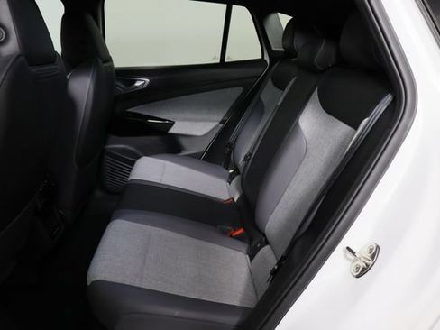 Used 2024 Volkswagen ID.4 2WD image 15