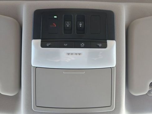 Certified 2023 Nissan Rogue Platinum image 30