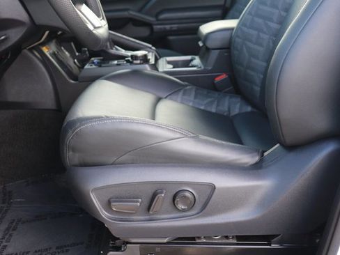 Used 2024 Toyota Tacoma TRD Sport image 10