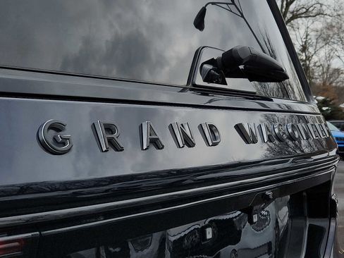 Used 2024 Jeep Grand Wagoneer L Series II w/ Quick Order Packagew 28T image 30