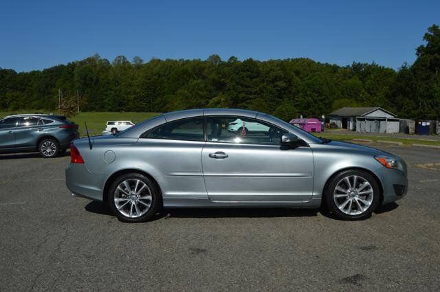 Used 2011 Volvo C70 T5 w/ Convenience Pkg FWD image 4