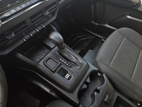 Used 2023 Chevrolet Colorado W/T image 19