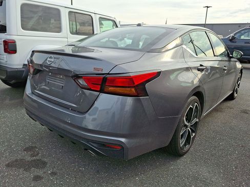 Used 2024 Nissan Altima 2.5 SR image 8