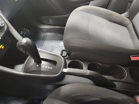 Used 2020 Chevrolet Trax LS w/ Tint and Cruise Package image 29