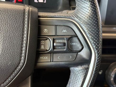 Used 2024 Toyota Tacoma SR5 AWD/4WD image 25