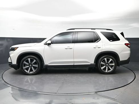 Certified 2023 Honda Pilot Touring image 8