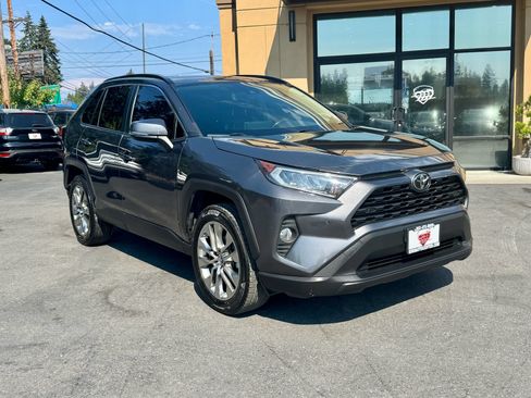 Used 2019 Toyota RAV4 XLE Premium w/ Advanced Technology Package AWD/4WD image 1