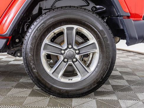 Used 2019 Jeep Wrangler Unlimited Sahara AWD/4WD image 48