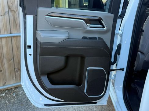 Used 2024 GMC Sierra 2500 SLE w/ SLE Value Package; image 52