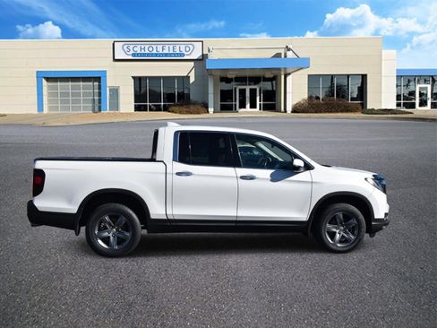 Used 2022 Honda Ridgeline RTL-E image 2