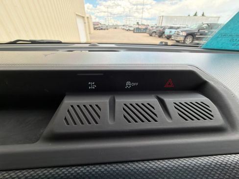 Used 2022 Ford Bronco Outer Banks AWD/4WD image 19
