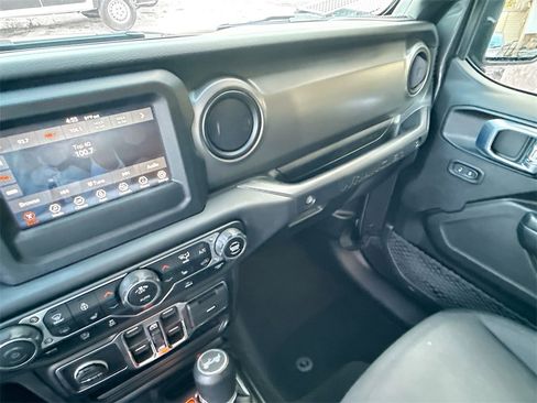 Used 2021 Jeep Wrangler Unlimited Sport S image 23