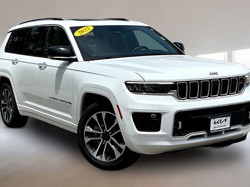 Used 2022 Jeep Grand Cherokee L Overland w/ Advanced Protech Group III AWD/4WD image 3