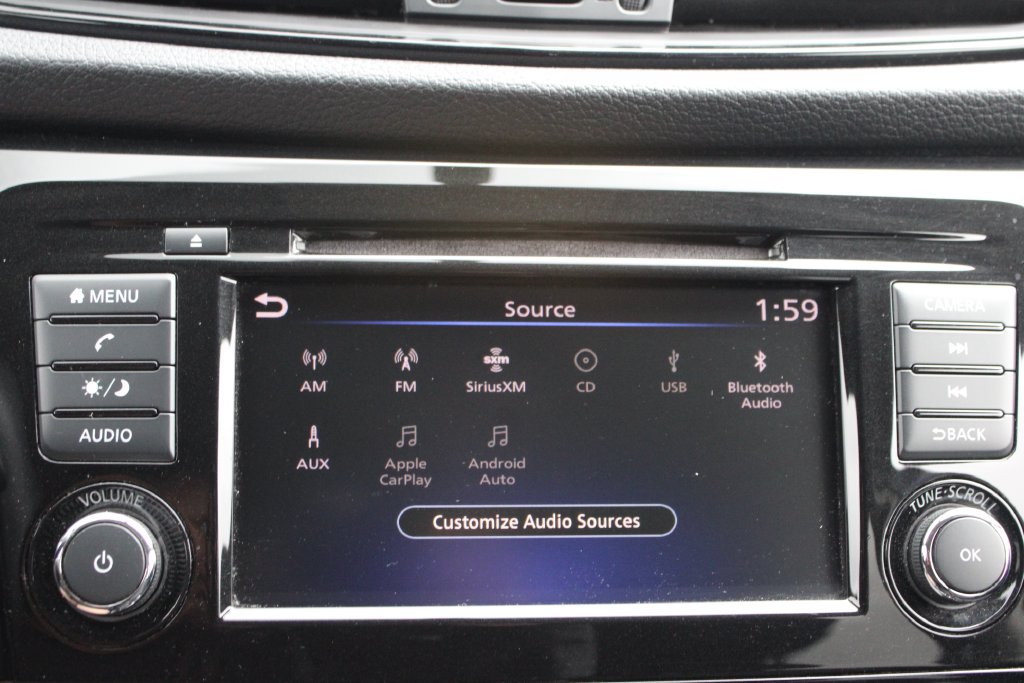 Used 2018 Nissan Rogue SV AWD/4WD image 22