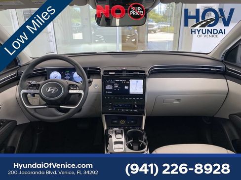 Certified 2024 Hyundai Tucson Limited FWD image 42