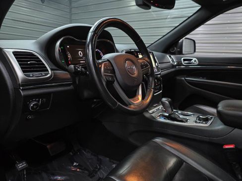 Used 2021 Jeep Grand Cherokee Limited AWD/4WD image 10