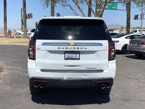 Used 2023 Chevrolet Suburban Premier AWD/4WD image 5
