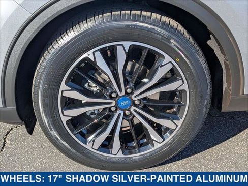 Used 2022 Ford Escape SE w/ SE Sport Appearance Package image 9