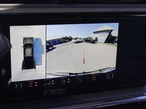 Used 2024 GMC Sierra 3500 Denali w/ Denali Reserve Package image 24