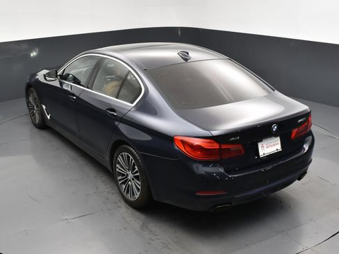 Used 2019 BMW 540i xDrive w/ Convenience Package AWD/4WD image 17