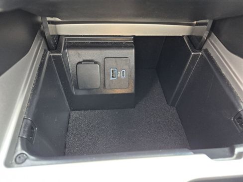 Certified 2023 Ford Explorer XLT w/ Equipment Group 202A image 22