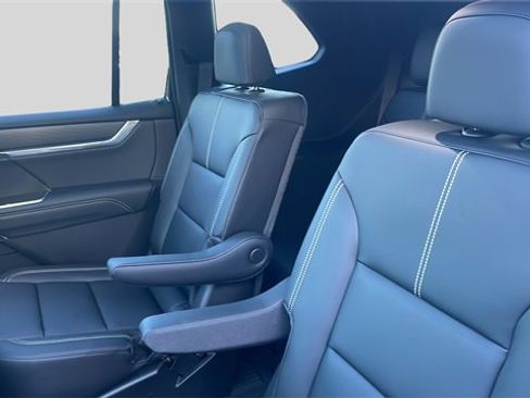 New 2026 GMC Acadia Elevation w/ Black Edition image 18