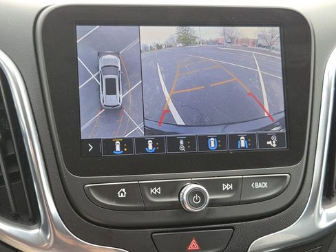 Used 2021 Chevrolet Equinox Premier image 12