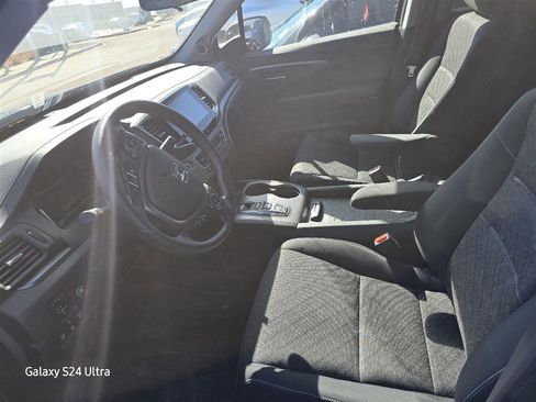 Used 2023 Honda Ridgeline Sport image 5