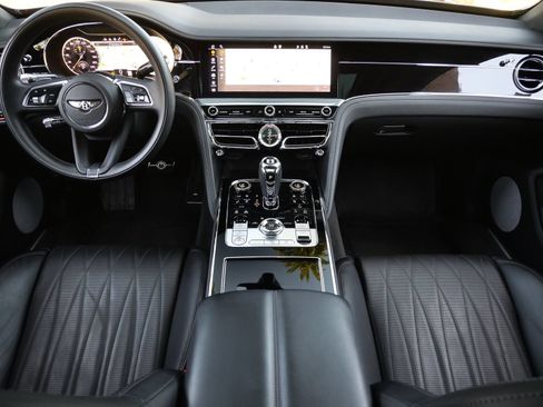 Used 2022 Bentley Flying Spur W12 AWD/4WD image 4
