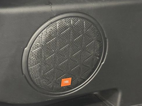 Used 2023 Toyota RAV4 XLE Premium image 10