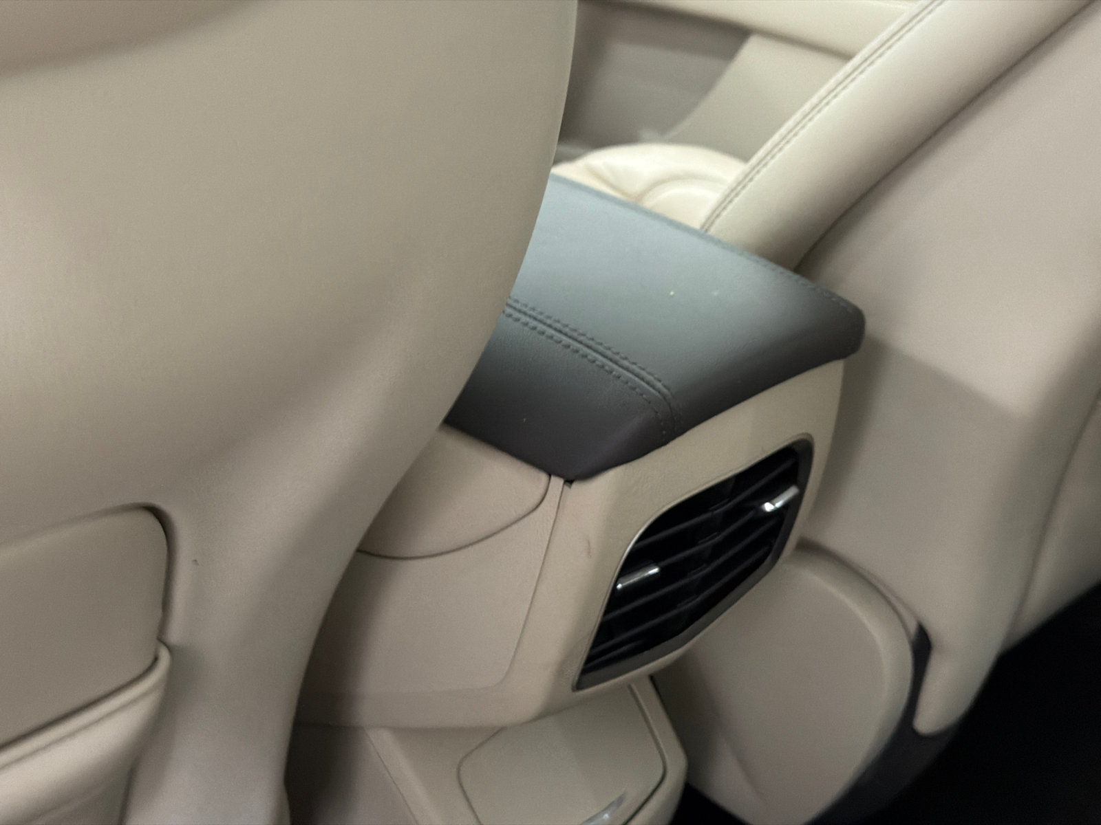 Used 2017 Lincoln MKZ Select w/ Select Plus Package FWD image 19