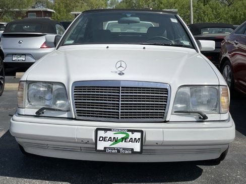 Used 1994 Mercedes-Benz E 320 Convertible image 13