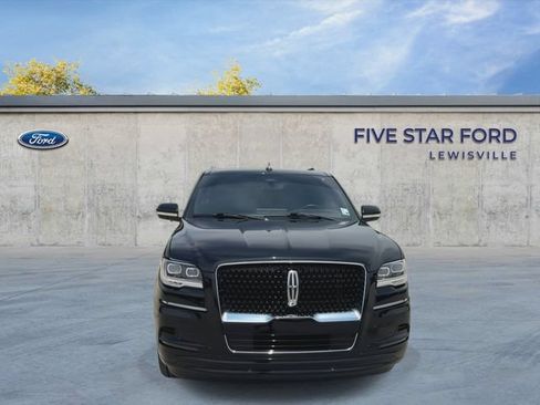 Used 2024 Lincoln Navigator Reserve AWD/4WD image 3