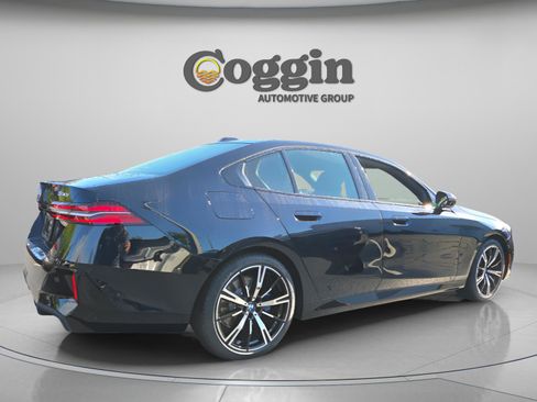 New 2026 BMW 530i w/ M Sport Package RWD image 6