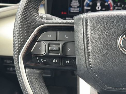 Used 2024 Toyota Sequoia Capstone AWD/4WD image 19