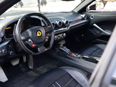 Used 2015 Ferrari F12 Berlinetta RWD image 37