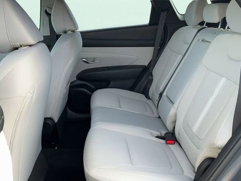 Used 2025 Hyundai Tucson SEL image 14