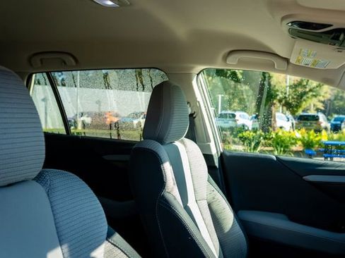 Certified 2025 Subaru Outback Premium image 8