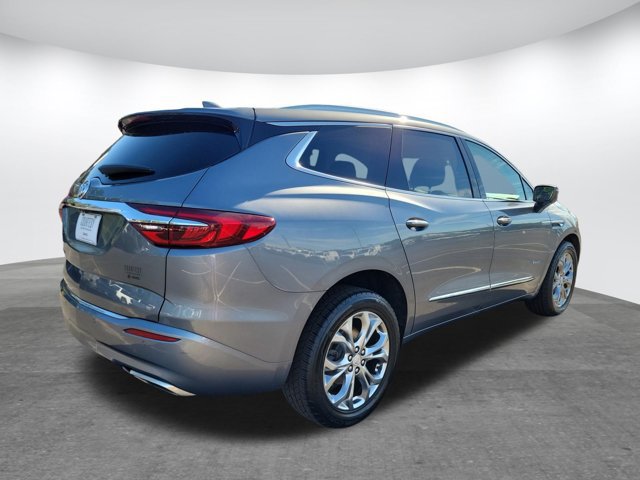 Used 2020 Buick Enclave Avenir w/ Avenir Technology Package AWD/4WD image 7