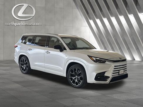 Certified 2026 Lexus TX 500h AWD w/ Technology Package image 5