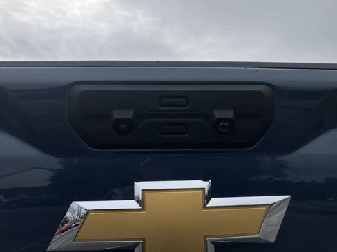 Used 2024 Chevrolet Silverado 2500 LTZ w/ LTZ Plus Package image 10