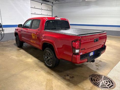 Used 2023 Toyota Tacoma SR5 w/ Technology Package AWD/4WD image 8