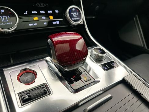 Used 2021 Jaguar XF R-Dynamic SE image 12