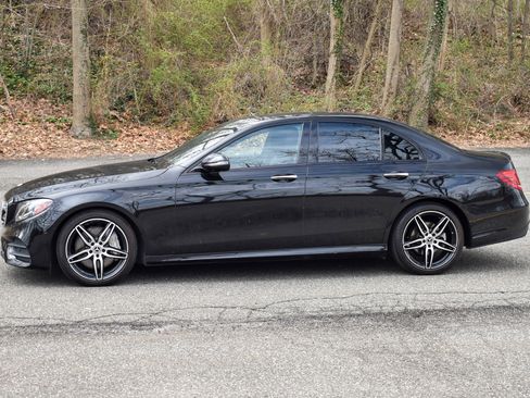Used 2020 Mercedes-Benz E 350 Sedan w/ Driver Assistance Package image 3
