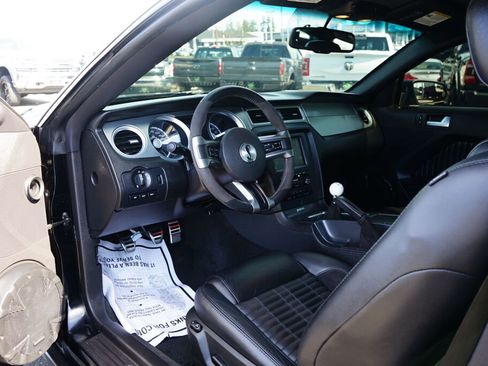 Used 2012 Ford Mustang Shelby GT500 w/ SVT Performance Pkg image 11