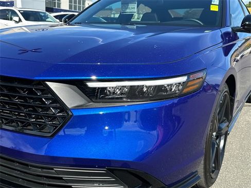 Used 2025 Honda Accord Sport image 7
