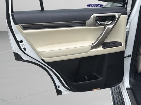 Used 2020 Lexus GX 460 Premium w/ Premium Package AWD/4WD image 26