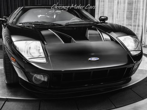 Used 2006 Ford GT image 38