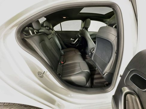 Used 2021 Mercedes-Benz A 220 image 28